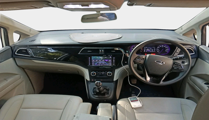 2019 Mahindra MARAZZO M8 7 STR, Diesel, Manual, 54,922 km, interior