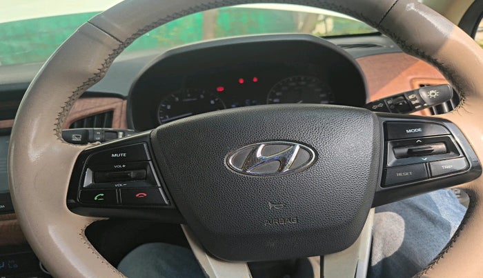 2017 Hyundai Creta SX PLUS 1.6 PETROL, Petrol, Manual, 71,645 km, interior