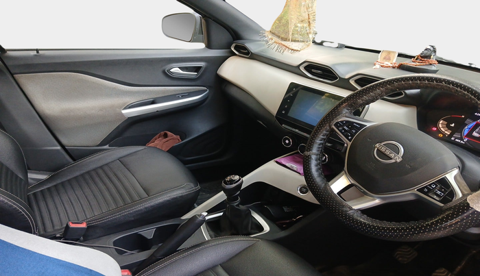 2022 Nissan MAGNITE XV MT, Petrol, Manual, 58,464 km, interior