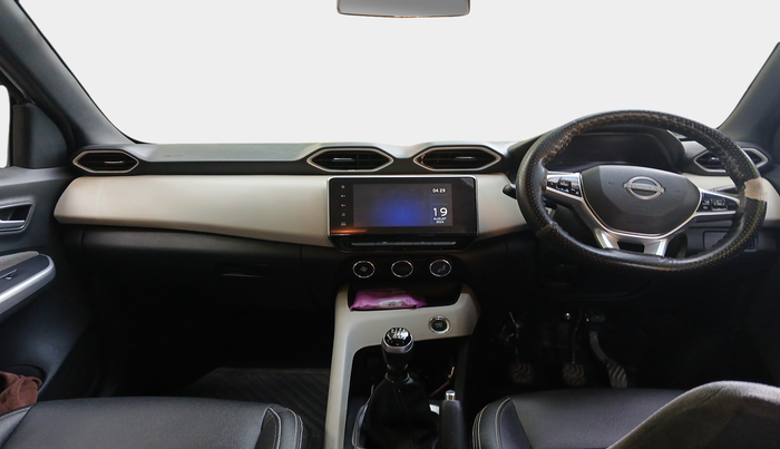 2022 Nissan MAGNITE XV MT, Petrol, Manual, 58,464 km, interior