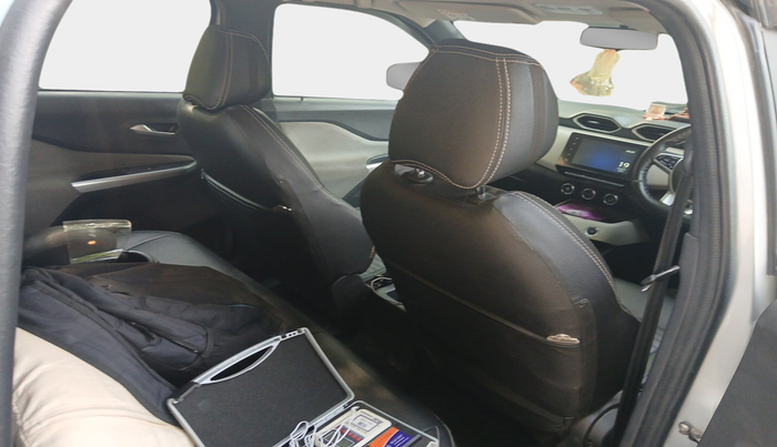 2022 Nissan MAGNITE XV MT, Petrol, Manual, 58,464 km, interior