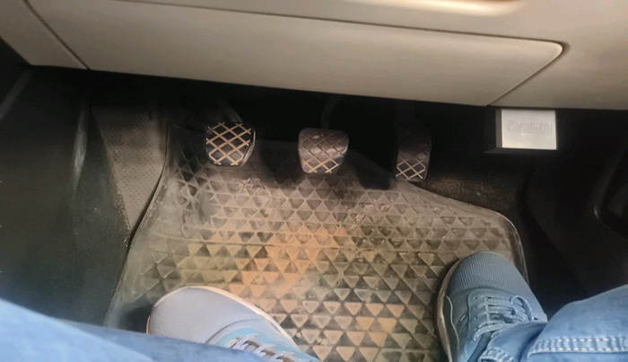 2020 Skoda Rapid 1.0 AMBITION TSI MT, Petrol, Manual, 1,29,933 km, interior