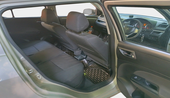 2013 Maruti Swift VXI, Petrol, Manual, 79,315 km, interior