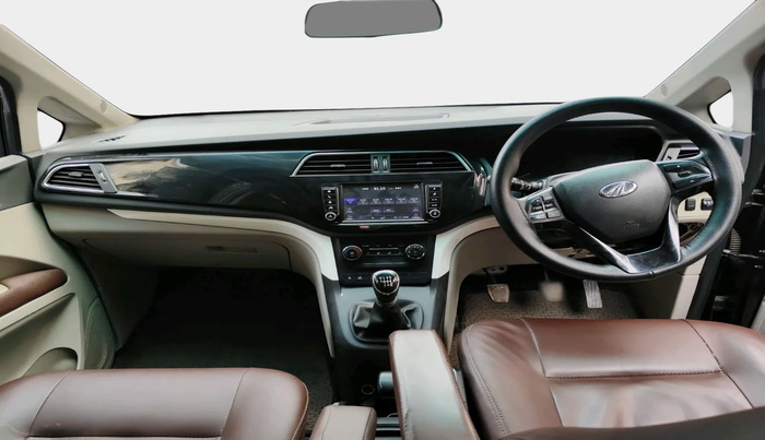 2018 Mahindra MARAZZO M6 7 STR, Diesel, Manual, 1,14,596 km, interior