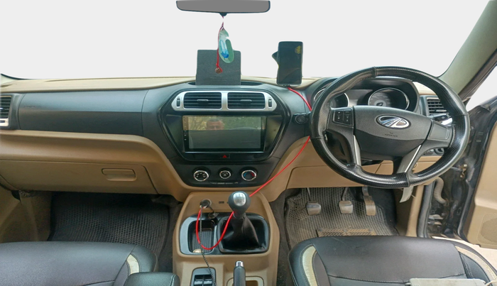 2016 Mahindra TUV300 T8, Diesel, Manual, 1,14,262 km, interior