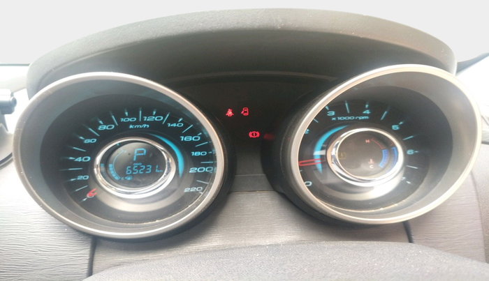 2019 Mahindra XUV500 W9 AT, Diesel, Automatic, 65,231 km, interior