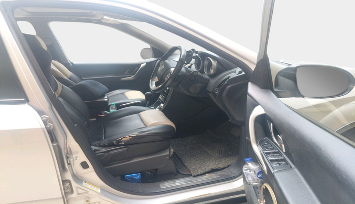 2019 Mahindra XUV500 W9 AT, Diesel, Automatic, 65,231 km, interior