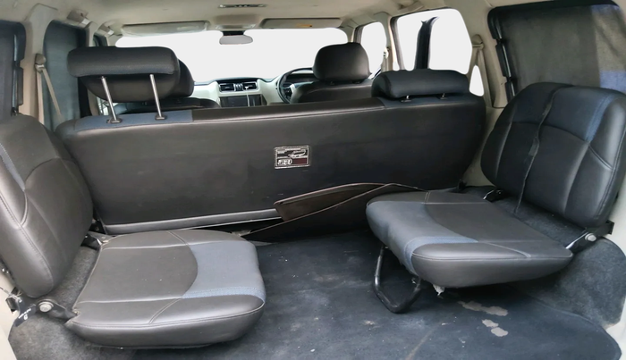 2019 Mahindra Scorpio S11 2WD, Diesel, Manual, 73,354 km, interior