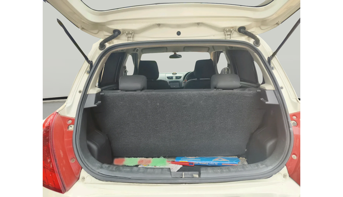 2013 Maruti Swift VXI, Petrol, Manual, 1,29,001 km, exterior