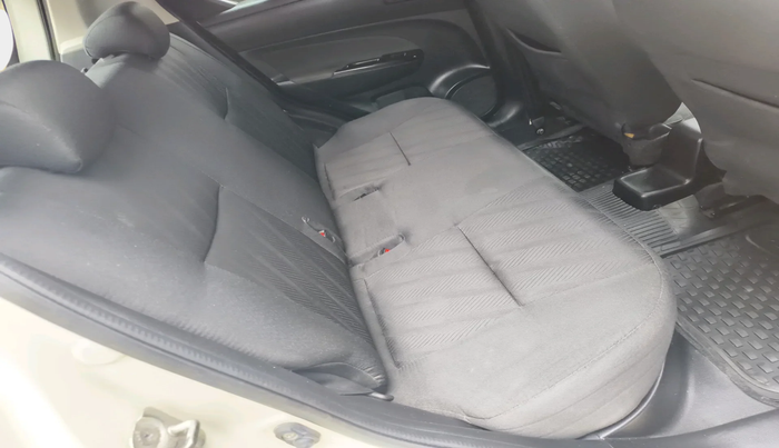 2013 Maruti Swift VXI, Petrol, Manual, 1,29,001 km, interior
