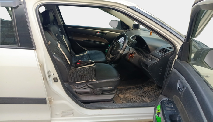 2016 Maruti Swift ZDI, Diesel, Manual, 1,18,382 km, interior