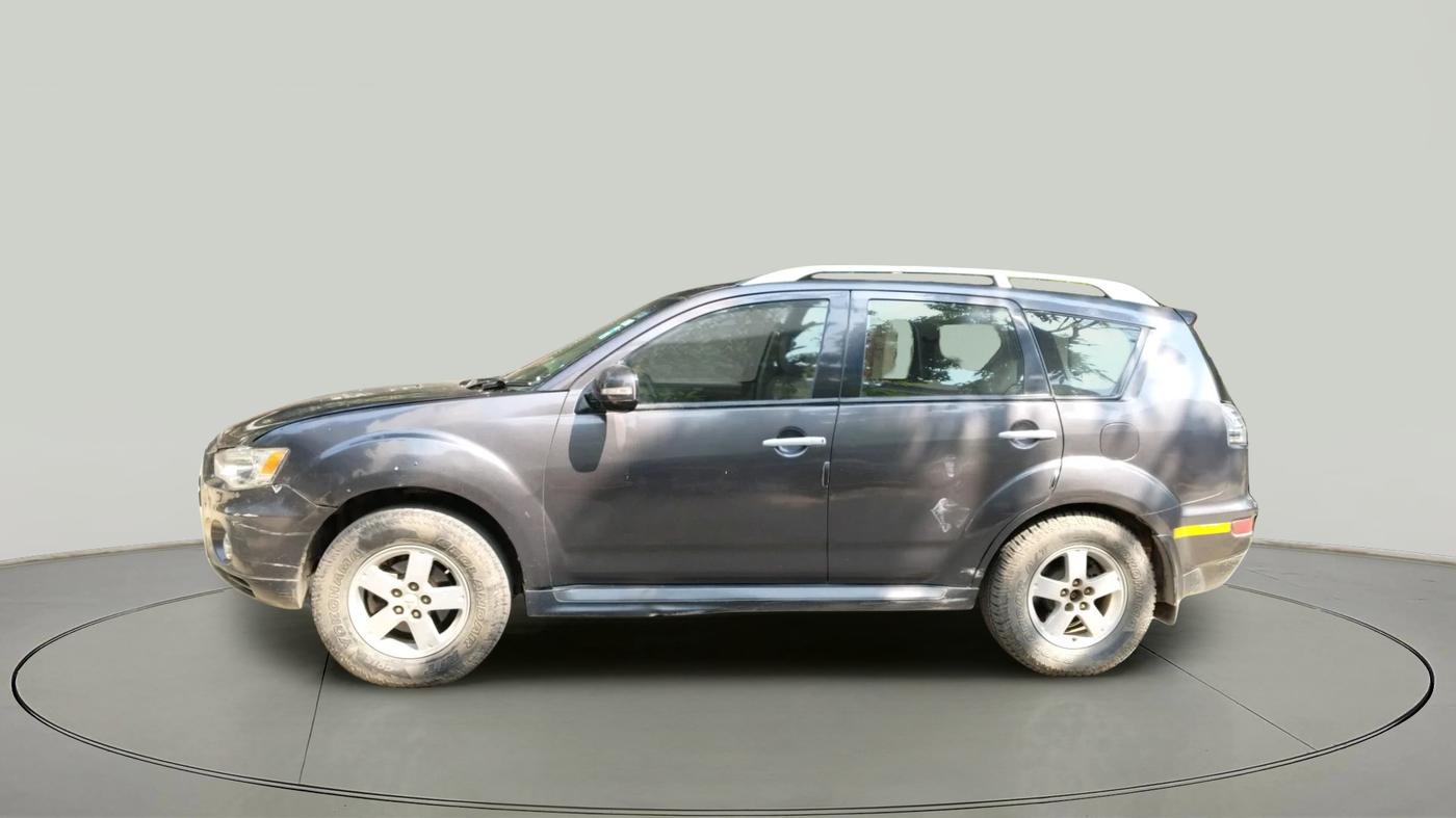 2011 Mitsubishi Outlander 2.4 MIVEC, Petrol, Automatic, 94,115 km, exterior
