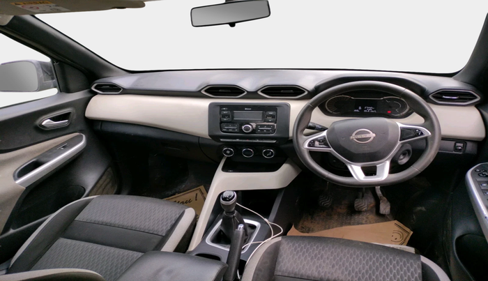 2024 Nissan MAGNITE XL, Petrol, Manual, 27,442 km, interior