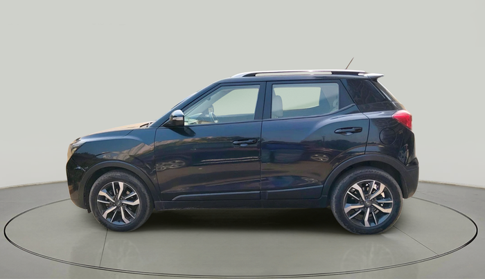 2019 Mahindra XUV300 W8 (O) 1.5 DIESEL, Diesel, Manual, 80,030 km, exterior