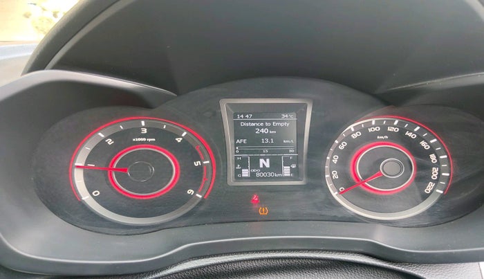 2019 Mahindra XUV300 W8 (O) 1.5 DIESEL, Diesel, Manual, 80,030 km, interior
