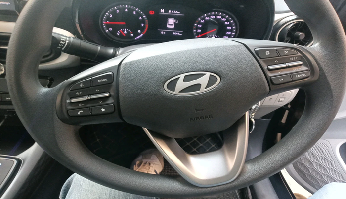 2024 Hyundai GRAND I10 NIOS SPORTZ AMT 1.2 KAPPA VTVT, Petrol, Automatic, 4,044 km, interior