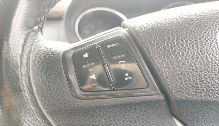 2017 Mahindra TUV300 T8, Diesel, Manual, 88,351 km, interior