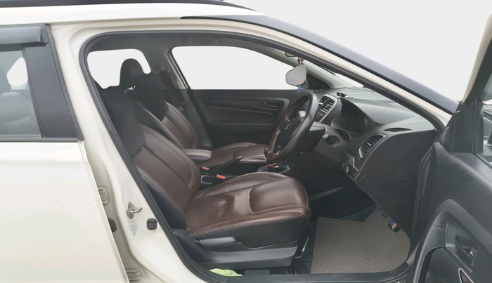 2020 Maruti Vitara Brezza VXI, Petrol, Manual, 1,10,708 km, interior