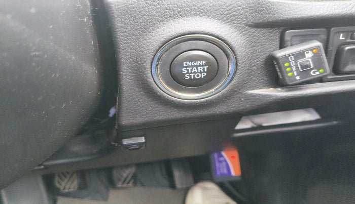 2020 Maruti Vitara Brezza VXI, Petrol, Manual, 1,10,708 km, interior