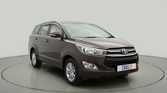 2017 Toyota Innova Crysta 2.4 G 7 STR, Diesel, Manual, 1,64,818 km, exterior