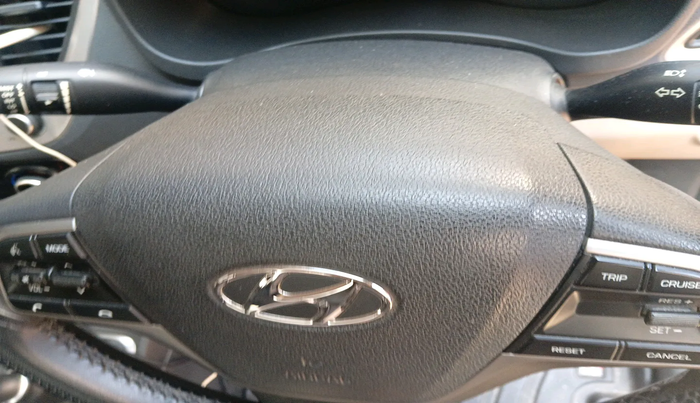 2018 Hyundai Verna 1.6 VTVT SX, Petrol, Manual, 62,516 km, interior