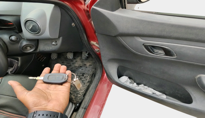 2016 Renault Kwid RXT 0.8, Petrol, Manual, 1,11,822 km, interior