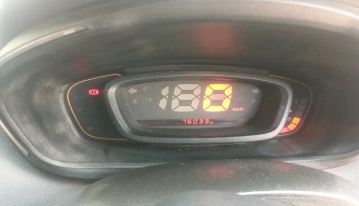 2017 Renault Kwid RXT 0.8, Petrol, Manual, 76,033 km, interior