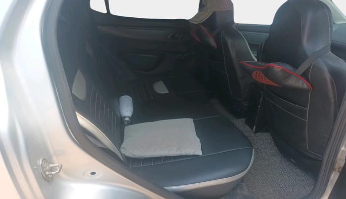 2017 Renault Kwid RXT 0.8, Petrol, Manual, 76,033 km, interior