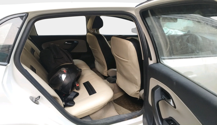 2011 Volkswagen Polo COMFORTLINE 1.2L PETROL, Petrol, Manual, 80,569 km, interior