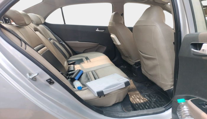 2017 Hyundai Xcent SX 1.2, Petrol, Manual, 1,49,449 km, interior