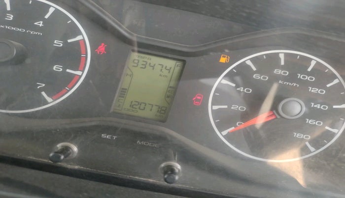 2019 Mahindra Scorpio S7, Diesel, Manual, 1,20,778 km, interior