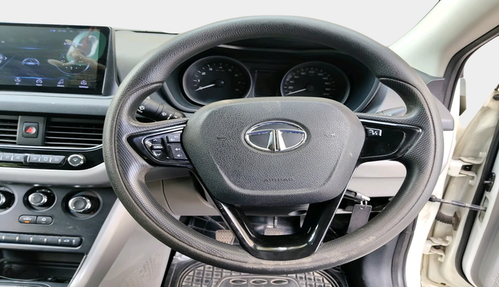 2018 Tata NEXON XM PETROL, Petrol, Manual, 65,043 km, interior