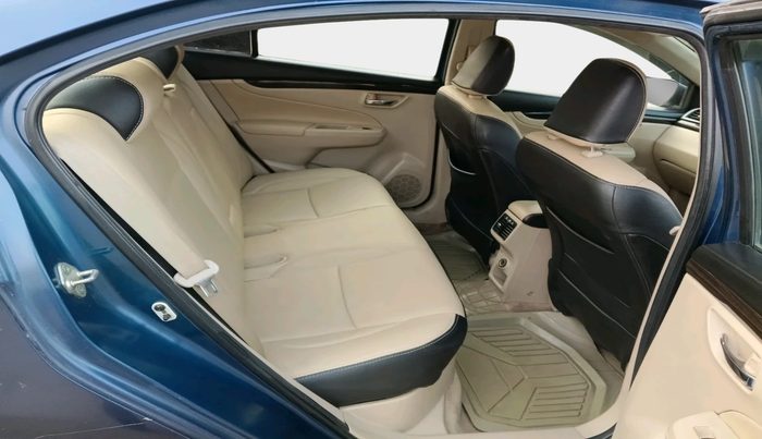 2017 Maruti Ciaz DELTA DIESEL 1.3, Diesel, Manual, 1,42,402 km, interior