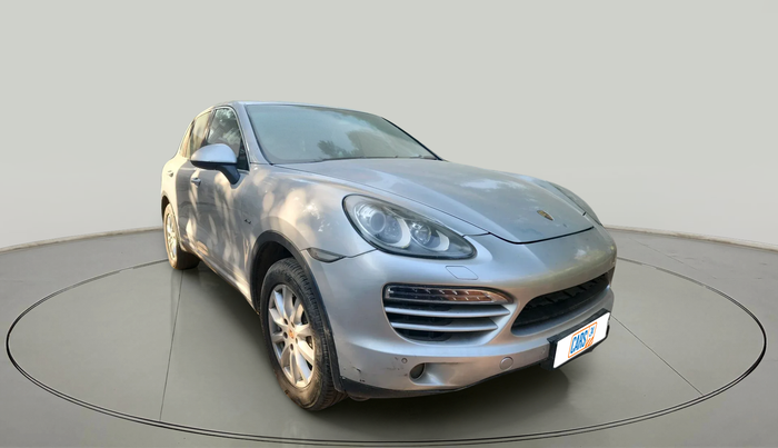 2013 Porsche Cayenne DIESEL, Diesel, Automatic, 1,28,756 km, exterior