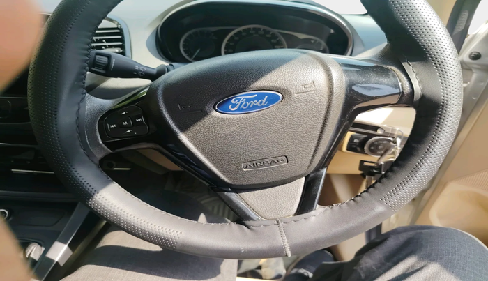 2016 Ford Figo Aspire TITANIUM 1.2 PETROL, Petrol, Manual, 88,322 km, interior