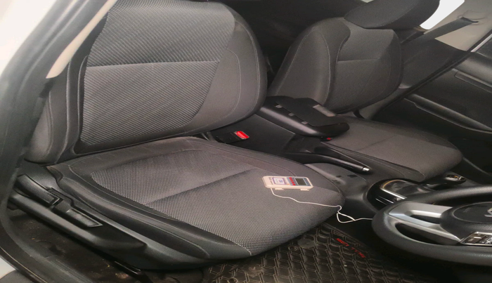 2022 KIA SELTOS HTK PLUS 1.5, Petrol, Manual, 15,000 km, interior