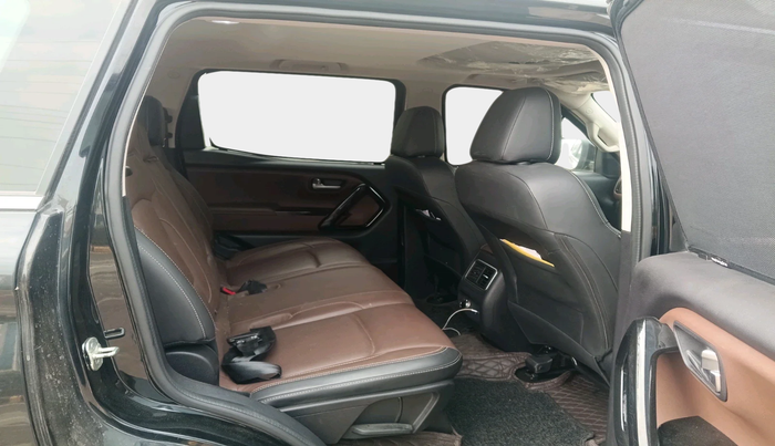 2024 Mahindra SCORPIO-N Z8 DIESEL AT 2WD 7 STR, Diesel, Automatic, 59,776 km, interior