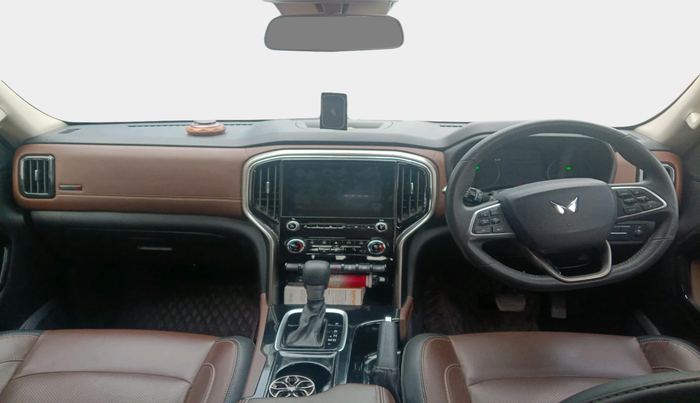 2024 Mahindra SCORPIO-N Z8 DIESEL AT 2WD 7 STR, Diesel, Automatic, 59,776 km, interior