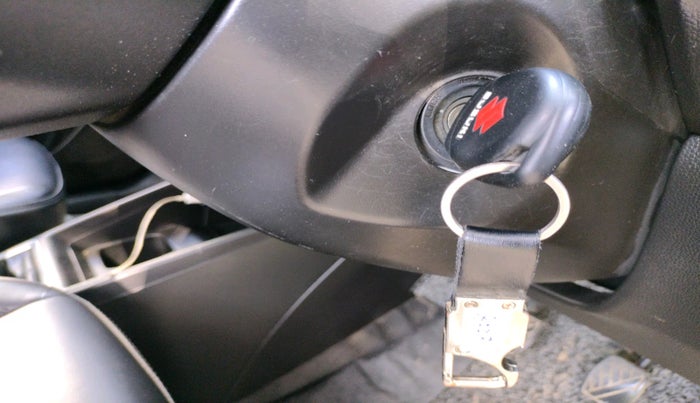 2022 Maruti Swift VXI CNG, Petrol, Manual, 77,000 km, interior