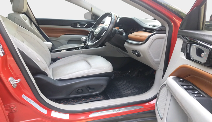 2022 Jeep Compass LIMITED (O) 2.0 DIESEL, Diesel, Manual, 18,120 km, interior