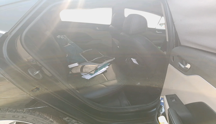 2018 Hyundai Verna 1.6 VTVT SX, Petrol, Manual, 46,246 km, interior