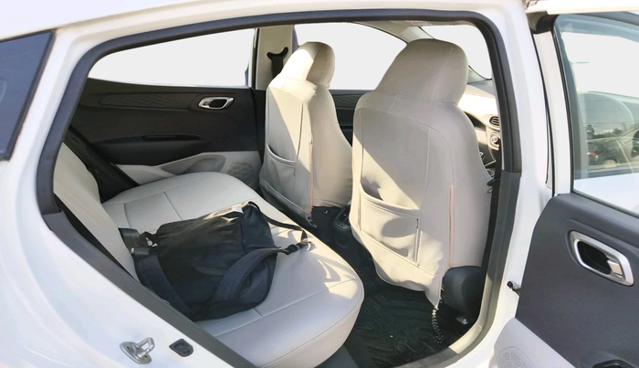 2021 Hyundai GRAND I10 NIOS SPORTZ AMT 1.2 KAPPA VTVT, Petrol, Automatic, 2,816 km, interior