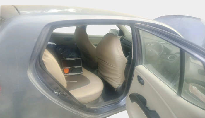 2013 Hyundai i10 MAGNA 1.1, Petrol, Manual, 85,030 km, interior