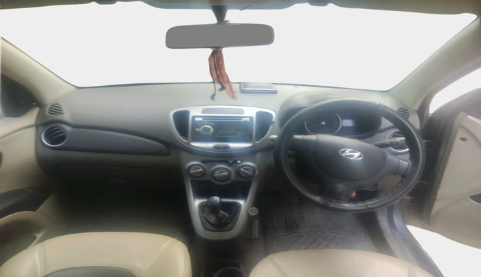 2013 Hyundai i10 MAGNA 1.1, Petrol, Manual, 85,030 km, interior