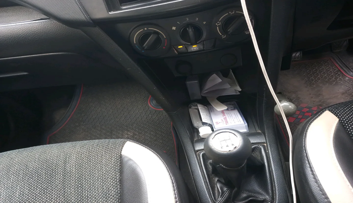 2011 Maruti Swift VXI, Petrol, Manual, 1,26,781 km, interior
