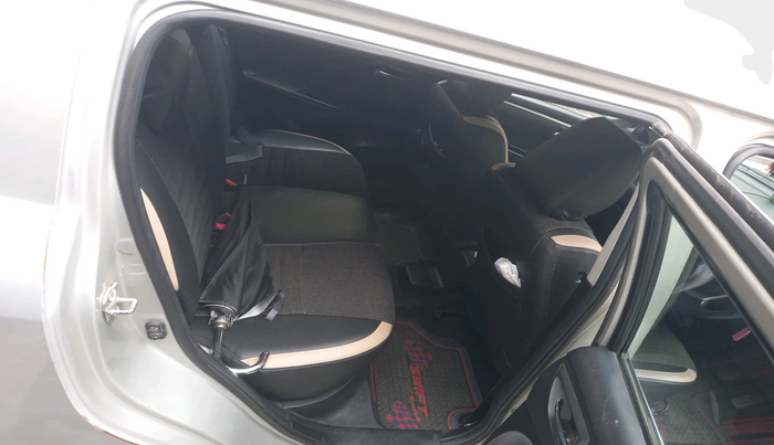 2011 Maruti Swift VXI, Petrol, Manual, 1,26,781 km, interior