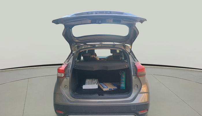 2020 Nissan Kicks XV 1.5, Petrol, Manual, 55,000 km, exterior