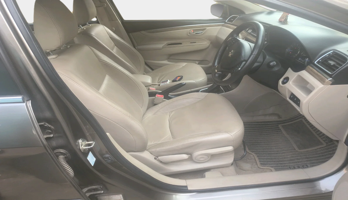 2019 Maruti Ciaz ALPHA  AT 1.5 SHVS PETROL, Petrol, Automatic, 45,775 km, interior