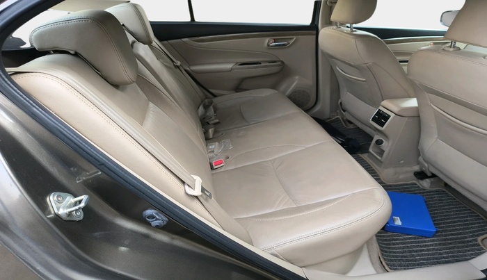 2019 Maruti Ciaz ALPHA  AT 1.5 SHVS PETROL, Petrol, Automatic, 45,775 km, interior