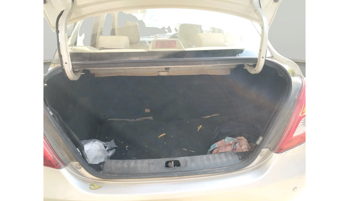 2015 Maruti Swift Dzire VXI, Petrol, Manual, 97,977 km, exterior